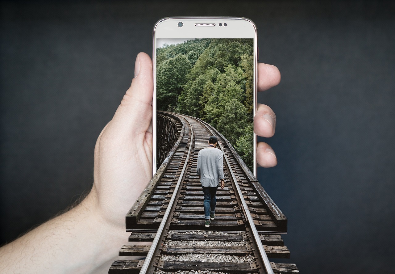 train track, railroad, smartphone-2507499.jpg